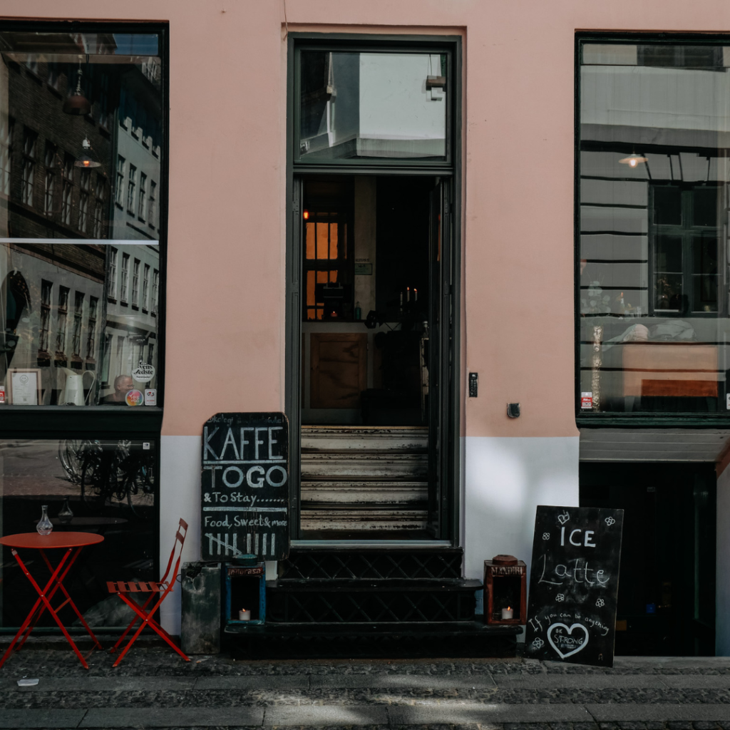 Petit café pour notre premier repas à Copenhague